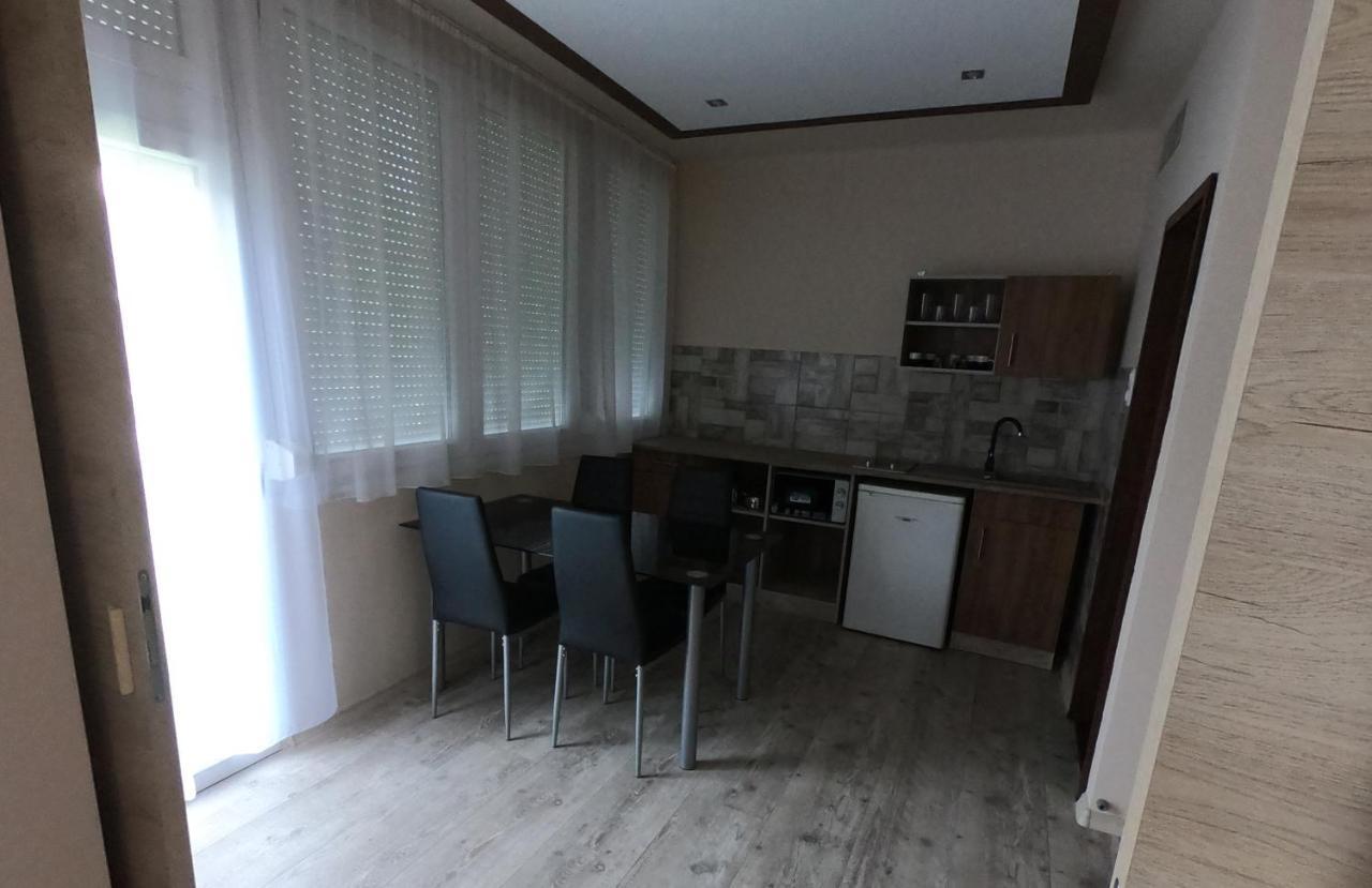 Dami Apartman Hajdúszoboszló Εξωτερικό φωτογραφία
